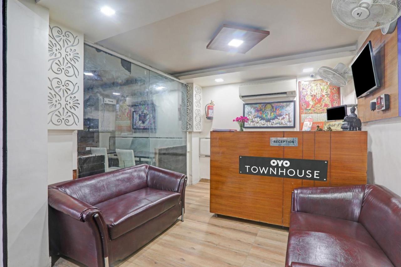 Townhouse 1150 Hotel Dayal Palace Chinhat Екстер'єр фото