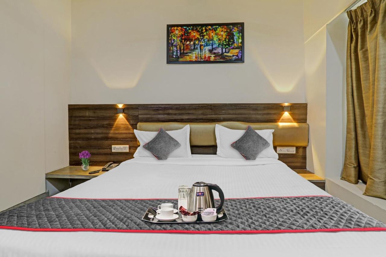 Townhouse 1150 Hotel Dayal Palace Chinhat Екстер'єр фото