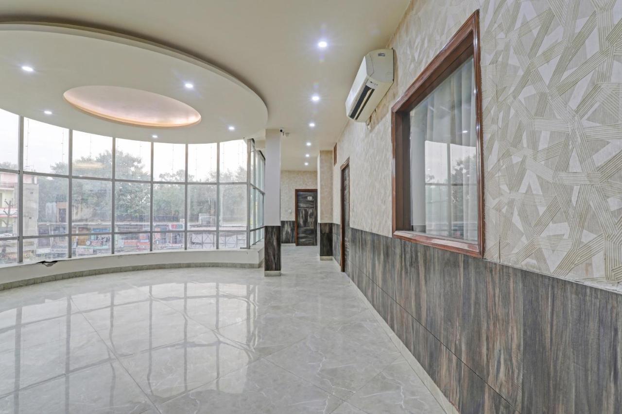 Townhouse 1150 Hotel Dayal Palace Chinhat Екстер'єр фото