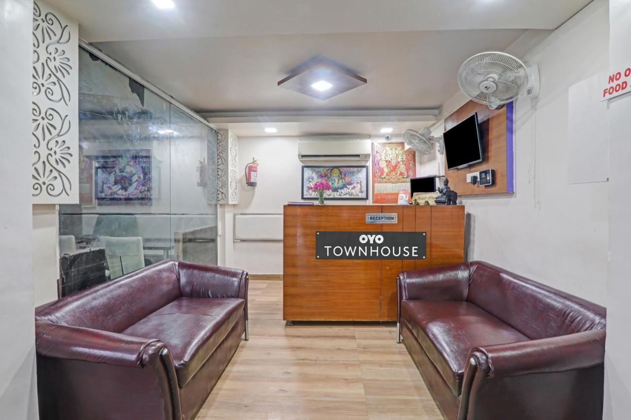 Townhouse 1150 Hotel Dayal Palace Chinhat Екстер'єр фото
